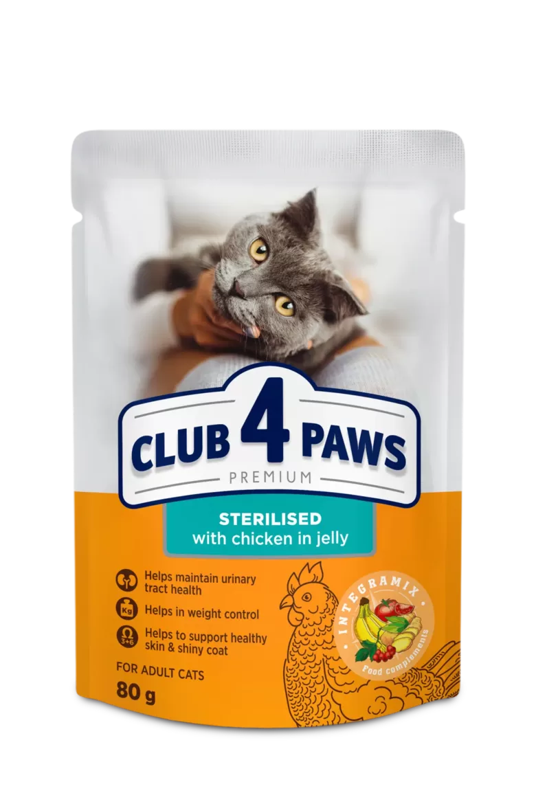 CLUB 4 PAWS Premium visavertis konservuotas maistas suaugusioms sterilizuotoms katėms su triušiena drebučiuose